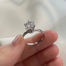 2 Karat Moissanit (8 MM) 6