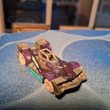 Voltage Spike 2015 Hot Wheels Modellauto lila