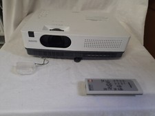 Sanyo PLC-XW250 Projektor 2600 Ansi Lumen LCD Beamer XGA VGA RJ45  500:1