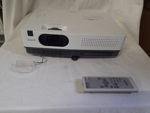 Sanyo plc xw250 projektor 2600 - sanyo,