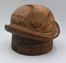 antike Hutform aus Holz