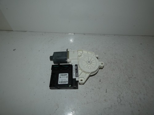 Fensterhebermotor vorn rechts