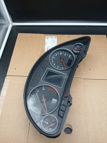 Audi 4 kombiinstrument - b6,