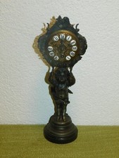 Antike Guss Figur mit Uhr Werk