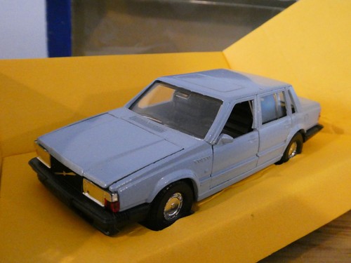 Corgi toys volvo - corgi,