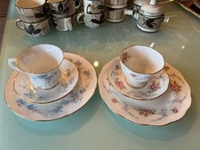 2x Royal Standard Bone China England Teeservice