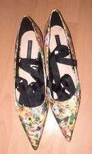 Zara Blümchen Pumps Gr.39 Neu