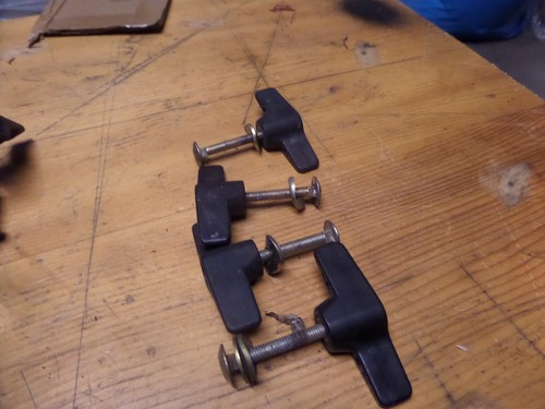 Flügemuter mit schrauben - mit,