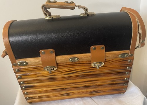 Vintage reisekoffer aus holz - vintage,