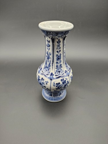 Delft vase 25cm - 25cm, 1880–1900