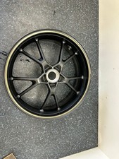 Hinterrad Felge Hinten Triumph Speed Triple 1050 2011- 2015 515NV