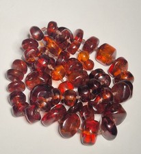 Kette roter rarer Bernstein