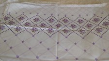 2 Schöne neue Betttücher mit Lilafarbenen Blumen ohne Gummizug 100% Baumwolle