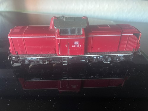 Fleischmann diesellok rot 212 - rot,