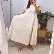 Maxi Plissee Kleid Strand