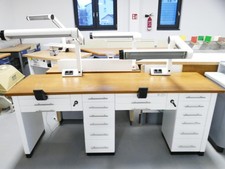 Dentalmöbel zweier