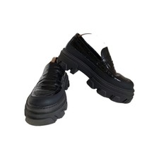 TOPSHOP Chunky Loafer Plateau