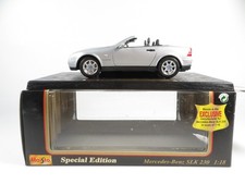 1:18 Maisto Mercedes Benz SLK