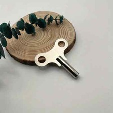 Uhrschlüssel, Aufzugschlüssel für Uhren, Regulatoren, Kaminuhren u. a. 4mm Neu