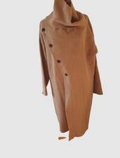 Brauner Extravaganter