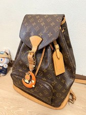 LOUIS VUITTON Monogram