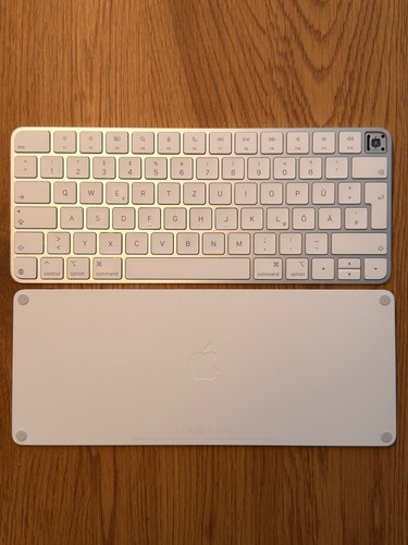 Apple magic keyboard - magic,