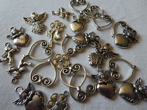 Metall anhänger amor engel - 26,