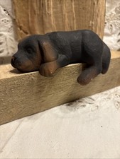 Figur Hund Kantenhocker