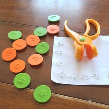  Motivstanzer,Motivpresse, Bordüren Papierstanzer,7 Motive,ca. 1,5 cm