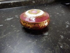 Kleine Dose Pillendose Porzellan Limoges Frankreich Pompadour 22 K vergoldet 9