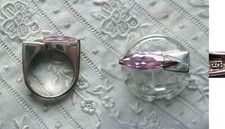 SILBERNER RING - LILA STEIN -