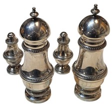 Tischhaushälterin Salz- und