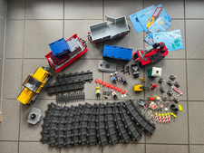 PLAYMOBIL Set City Action - Eisenbahn Güterbahnhof - Baustelle
