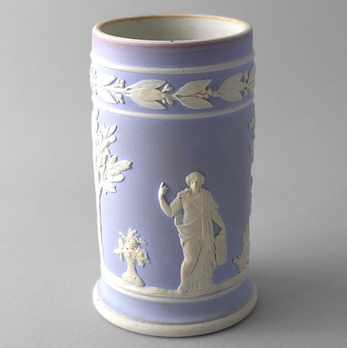 Eine antike wedgwood vase - eine,