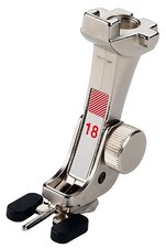 Bernina Nähfuß Knopfannähfuß Nr.18 - Art.Nr.0084617400