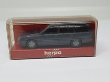 Opel Omega Caravan blau  von Herpa Modellauto (3B)