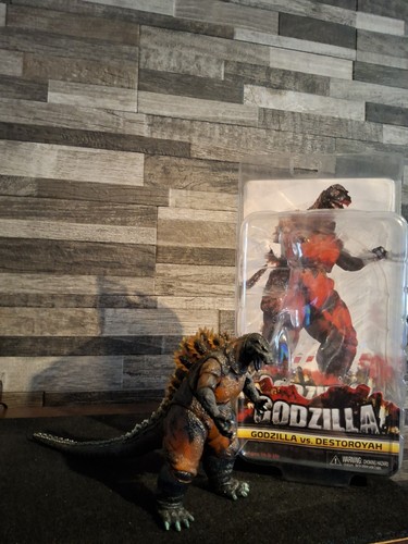 Neca burning godzilla - burning,
