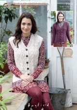 Sirdar Strick Muster - Hayfield Bonus Aran Tweed, Weste & Strickjacke 7369