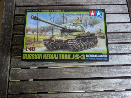 Russian heavy tank model - heavy, js-2