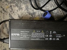 SANS 60V  AKKU Ladegerät SSLC300V71  Netzteil-Ladegerät OUTPUT: 71. 4V /  4A