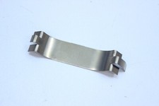 SAAB 900 -1993 Federclip Stoßstangenverkleidung 6959142