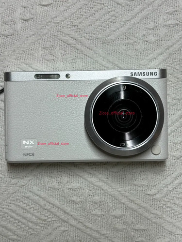 Samsung mini digital camera - digital,