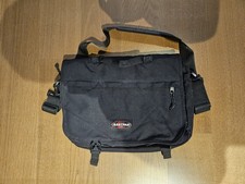 Eastpak Laptopumhängetasche