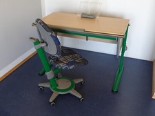 Schreibtisch für Jugendliche