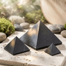 Schungit pyramiden bundle aus - pyramiden,