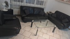 ledercouch + Glass Tisch 