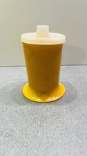 Tupperware Trinkbecher Kinder – gelb, mit Deckel und Trinkaufsatz