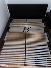 Ikea "Malm" Bett 140x200 schwarz inkl. verstellbarer Lattenrost u. Beistelltisch