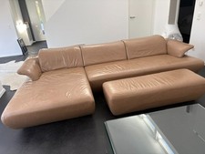Ledersofa mit großer