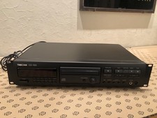 TASCAM CD-150 PLAYER 19' Zoll Rack-Version (TEAC)